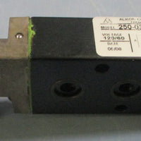 Alkon Corporation 25003003671 Solenoid Valve 4Way 120/60V w/ 26A01039 Coil