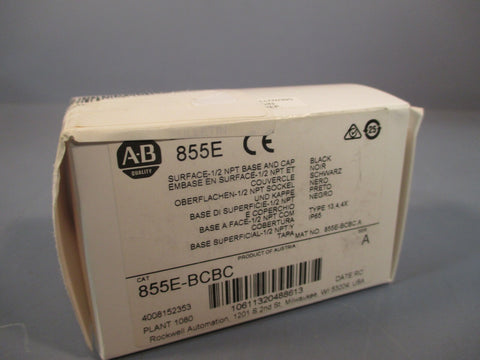 Allen Bradley 1/2 NPT Surface Lighting Base & Cap Series A 855EBCBC