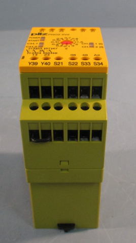 PILZ 774502 PNOZ XV2 3/24VDC 4.5W 2n/o 2n/ot Safety Relay