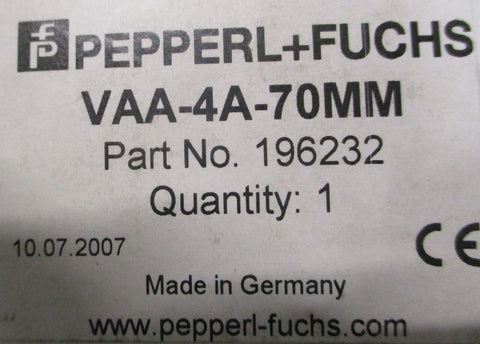 Pepperl + Fuchs VAA-4A-70MM Interface Stack Light Module 196232 30VDC Max