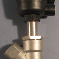 Burkert 2000 Pneumatic Valve 001422 Pilot 2.710bar Pmed 16bar 2Way Solenoid