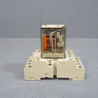 Allen Bradley 700HN103 Ser. C w/AllenBradley 700HC24A1 Ser. D Lot of 5