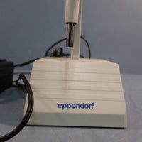 EPPENDORF 100 µL SINGLE CHANNEL DIGITAL ELECTRONIC PIPETTE & CHARGER