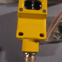 BANNER Q45BW13LVQ, 54326 Retroreflective Photoelectric Sensor 0.08 to 9 m Range