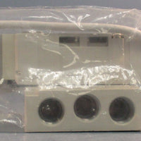 SMC SV3200-5F1U-03N Solenoid Valve 0.1-0.7MPa 24VDC 3/8 NPT 101PSI Max