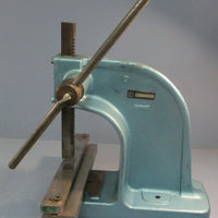 Dake 901005 No. 0 Arbor Press 1-1/2 Ton 4-1/2" Throat Model 0