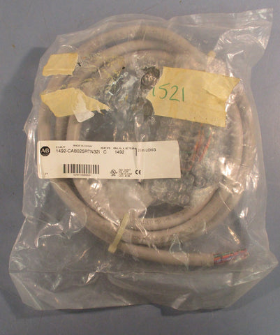 Allen Bradley 1492CAB025RTN32I Digital Interface Cable 2.5 m Long Ser C