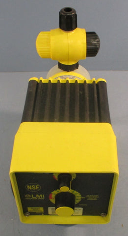 LMI Milton Roy B132465SI Electromagnetic Dosing Pump 230VAC .80A 4.5GPH 50PSI