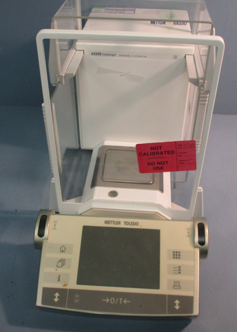 Mettler Toledo AX205 DeltaRange Analytical Balance Scale d= .01 mg Max 81g/220g