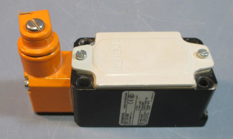 Siemens 3SE2 1201WW Lever Limit Switch 90 Degree Action 1NO+1NC Used
