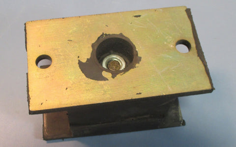 Vibration Isolator 51/8 x 33/16 x 3" Tandom Rubber Block 15/32" Mount NWOB