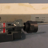 ABB LS35P71B11 LIMIT SWITCH 30MM ADJ SS ROD LEVER 1 PHASE, 400VAC