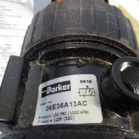 Parker OneUnit Combo Compressed Air Filter/Regulator, 1/2" NPT 06E36A13AC