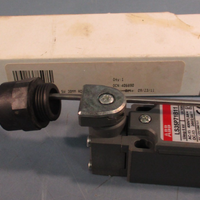 ABB LS35P71B11 LIMIT SWITCH 30MM ADJ SS ROD LEVER 1 PHASE, 400VAC