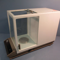 Mettler AE100 Analytical Balance Scale, 115V, 60Hz, 10VA