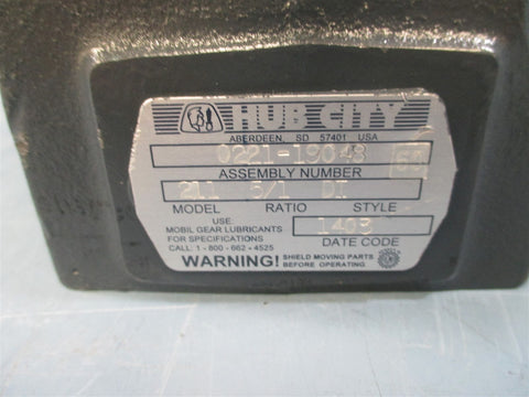 Hub city 022119043 Model 211 Gear Reducer  Used 5:1