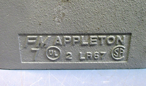 Appleton LR67 Side L Ported 2" Conduit Body FM7 NWOB