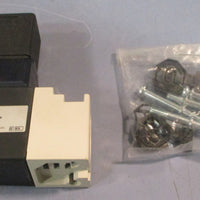 SMC VO3075DZ1 Solenoid Valve 00.7MPa 24VDC w/ Hardware