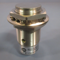 ALLENBRADLEY INDUCTIVE PROXIMITY SENSOR SERIES A 871TMBH10N30R3
