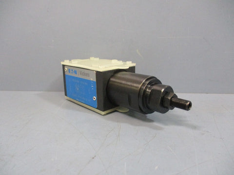 Eaton Vickers DGMX23PARWB40 Pressure Reducing Valve Used