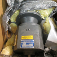 BOSTON GEAR F03619 2.04 HP 8:1 INLINE HELICAL SPEED REDUCER F832B8.0KB5M1