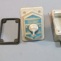 Crouse Hinds WeatherProof Switch Enclosure 15.8 CU.IN.  MC11273 Used