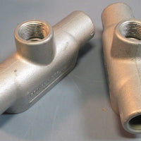Box of 2 Crouse Hinds TB37 Conduit Outlet Body 1" 14.5 CU IN NIB