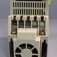 ALLEN BRADLEY 2 HP PRESET SPEED VFD DRIVE SERIES B FRN 5.01 160BA04NPS1P1
