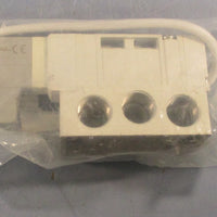 SMC SV3200-5F1U-03N Solenoid Valve 0.1-0.7MPa 24VDC 3/8 NPT 101PSI Max