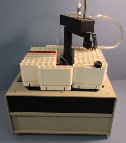 Hewlett Packard 89072A Autosampler Model SHLR, 117V, 0.70 Amps 50/60Hz