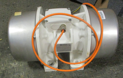 Italvibras UXM-46068-108 Electric Vibration Motor 900RPM 0.65kW Out 0.9kW In