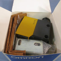 Omron E3A210M4D Photoelectric Switch Set 24240VAC E3A210M4DG
