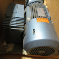 Sew Eurodrive SA67DV100M4 Gearmotor DFV100M4 20.37:1 3HP 1730/85RPM NOS