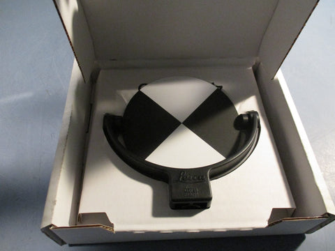 Leica 4.5" circular black/white tiltandturn scan target GZT21