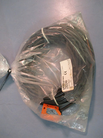NIB Efector 100 IN504A Inductive Sensor IN3004BPKG/3D