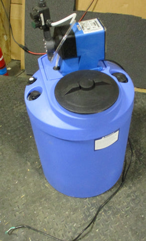 Pulsafeeder LMA2TAVTCJ500 Integrated Tank System w/ Dosing Pump Approx 50gal