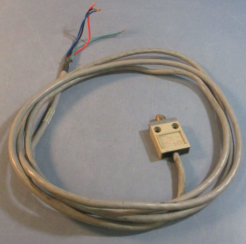 Omron D4C-1602 Limit Switch Nema B300 Type 3, 4, and 13 IP67 Approx. 10' Cable L