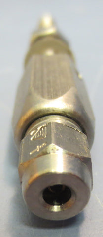 Esmet Stud Socket Fitting Stainless Steel Fine Thread 1/8" IS312 New