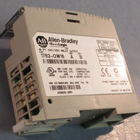 Allen Bradley 1762OW16 16 Point Relay Output MicroLogix 1200 Ser A