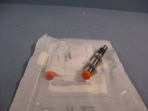 Lot of 2 IFM EFECTOR IF5579 IFA3004-BPKG/US-100-DPS Inductivie Proximity Sensor