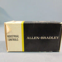 ALLEN BRADLEY 800H-WK42B SER.C HEAVY DUTY PUSHBUTTON (GRAY BUTTON)
