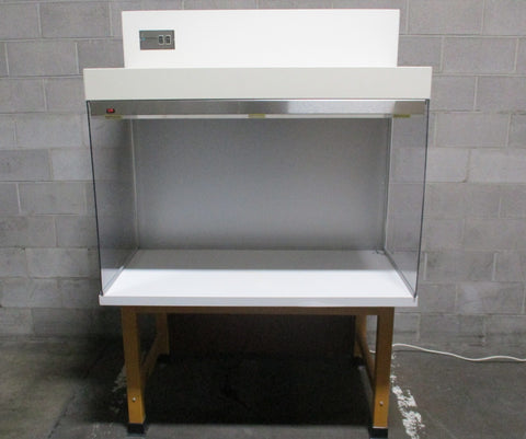 Envirco 62675 Laminar Flow Workstation Lab Hood 4' Wide, 2' Deep, 28" Tall