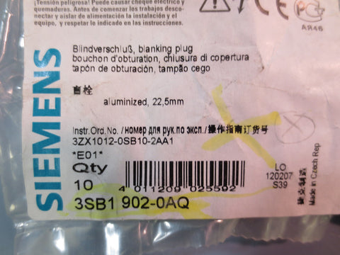 NIB Lot of 10 SIEMENS 3SB1 9020AQ Hole Plug Aluminized