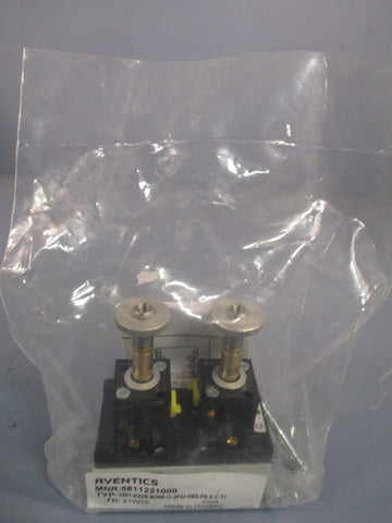 AVENTICS PNEUMATIC DIRECTIONAL VALVE 5811221000