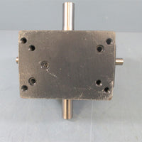 Hub city 022119043 Model 211 Gear Reducer  Used 5:1