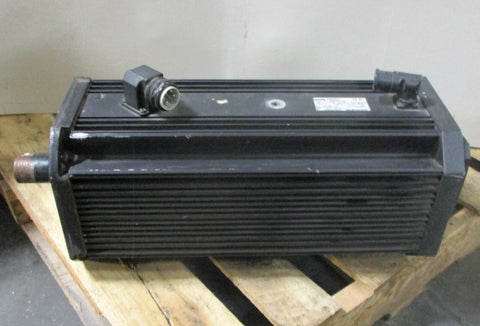 Lenze 3 Phase MDSKABS11222 Servo Motor 6.4 kW, 2490 RPM, 11/2" Shaft