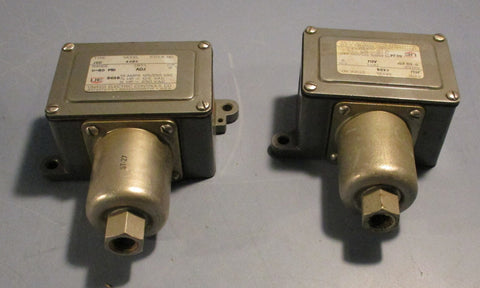 United Electric Controls J6D Pressure Switch 4494 15 Amps 0 to 50 PSI lot of 2