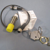 BALLUFF B0S01TZ Photoelectric Sensor 1030VDC BOS18MPSID25S4