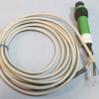 NWOB Cutler-Hammer Ser A1 E58CAL18T111R2 10-30 VDC Photoelectric Tubular Sensor
