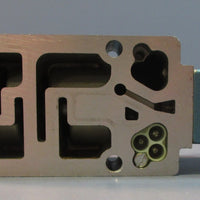 MAC Valve Inc. 6211C517PM110DA Solenoid Valve w/ PMC110DABE Attached Used